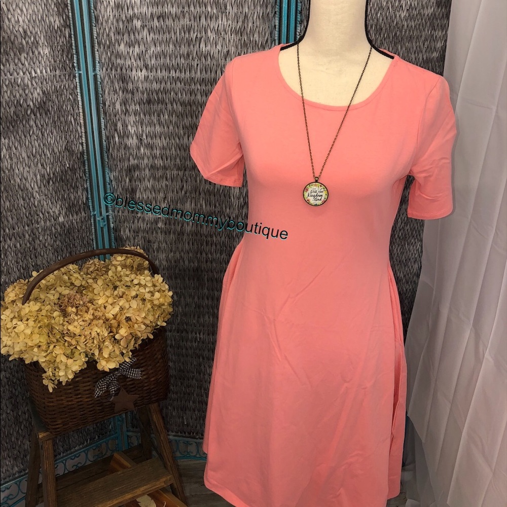 Classic Short sleeve A-line dress with pockets